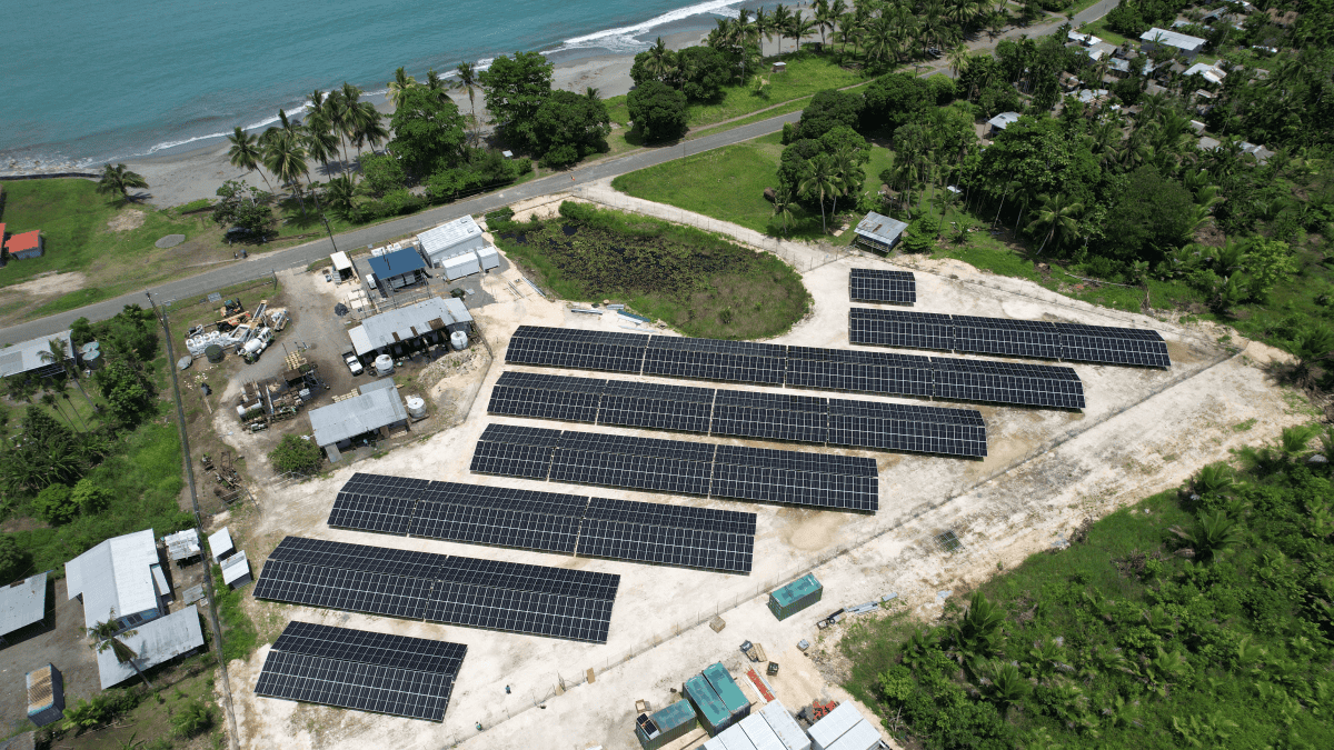 The solar installation in Aitape, PNG (Image DFAT Economic and Social Infrastructure Program).