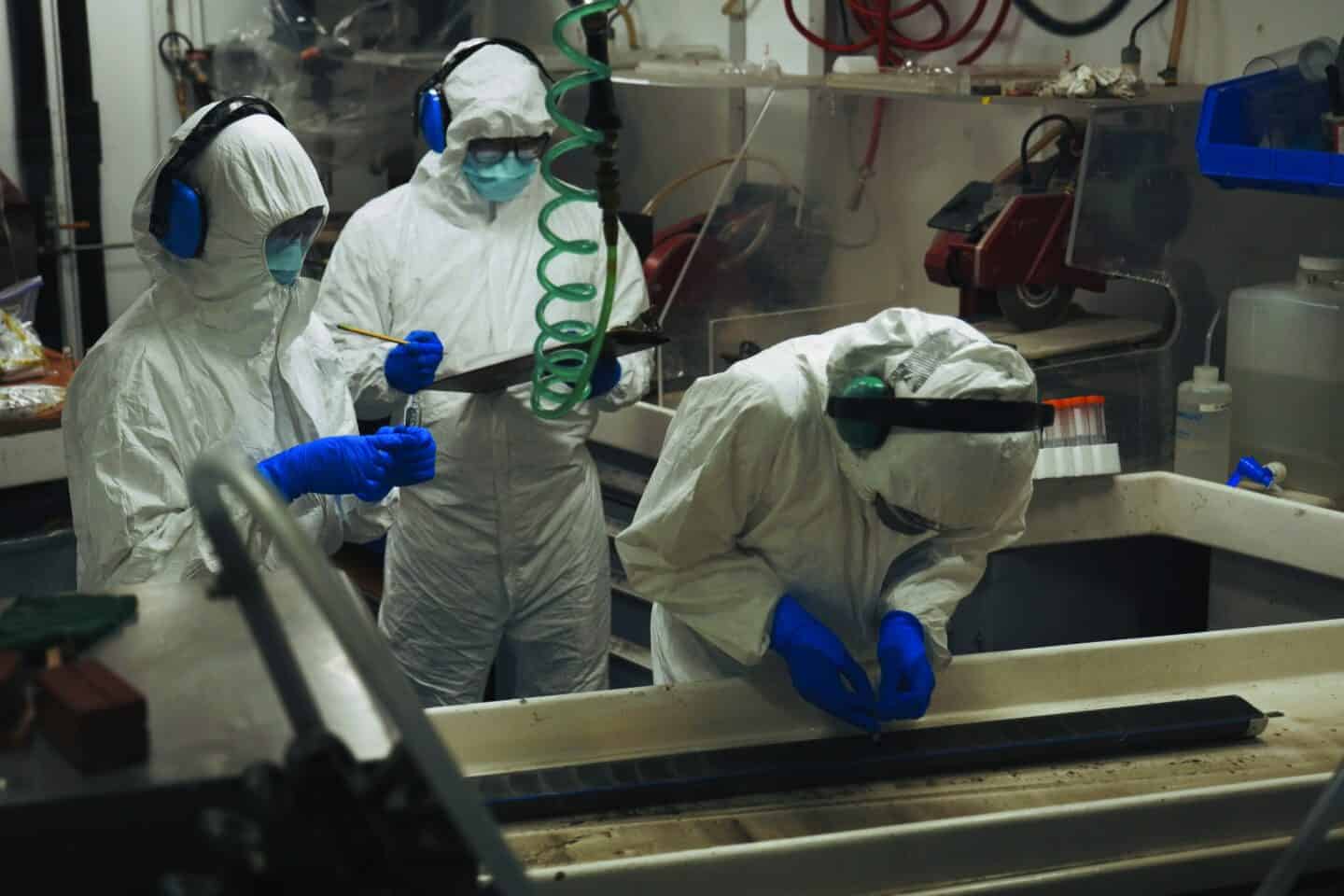 118 exp403 c0285 chris lyons