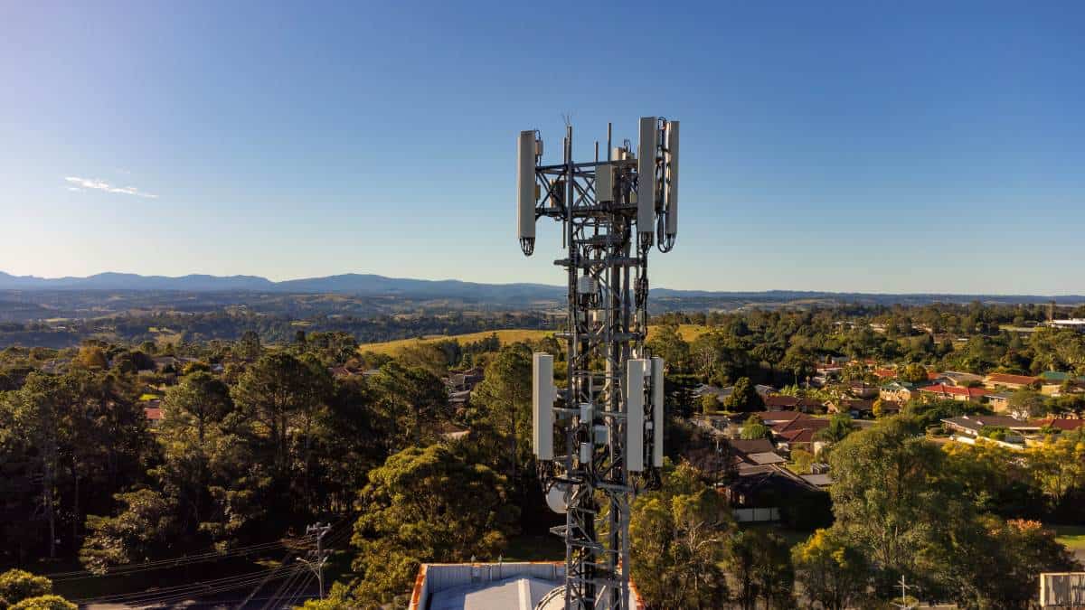 Phone telecommunications tower aerial in australia