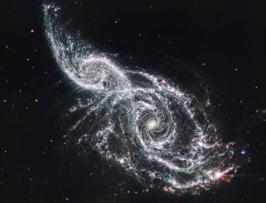 Colliding galaxy image taken with jwst