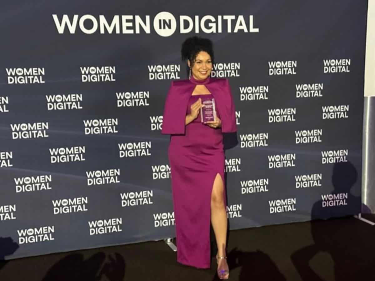 Indigenous woman Louisa Warren receives the ‘Indigenous Leader of the Year’ award at the Women in Digital Awards.