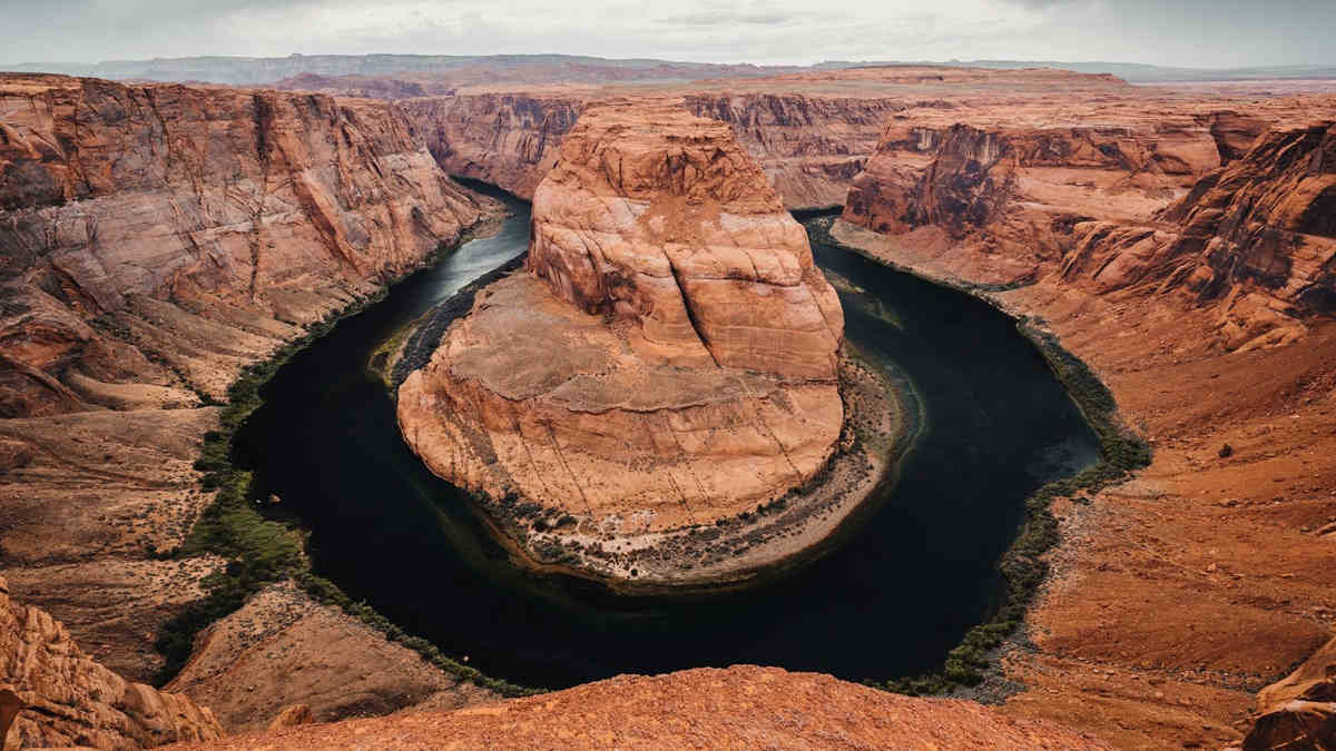 Horseshoe bend arizona river canyon