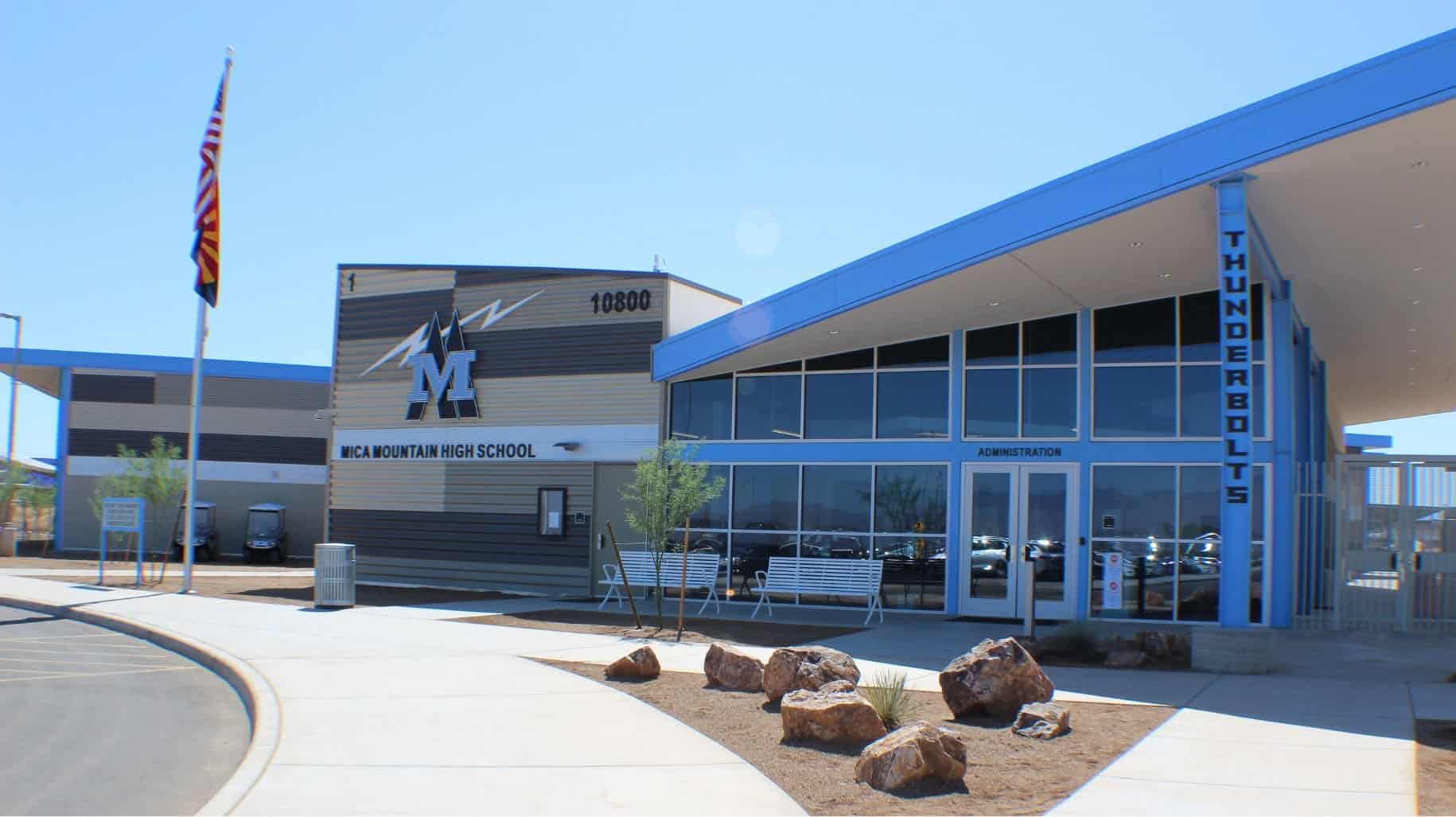 CSUSASW | Exterior view of a high school building