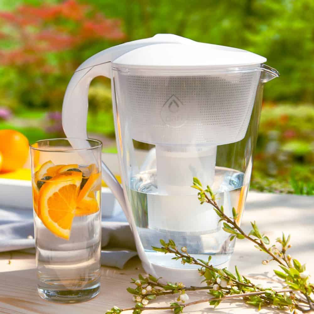 Стъклена филтрираща кана Dafi Crystal LED 2 л. classic, с филтър, бяла dafiwater.bg