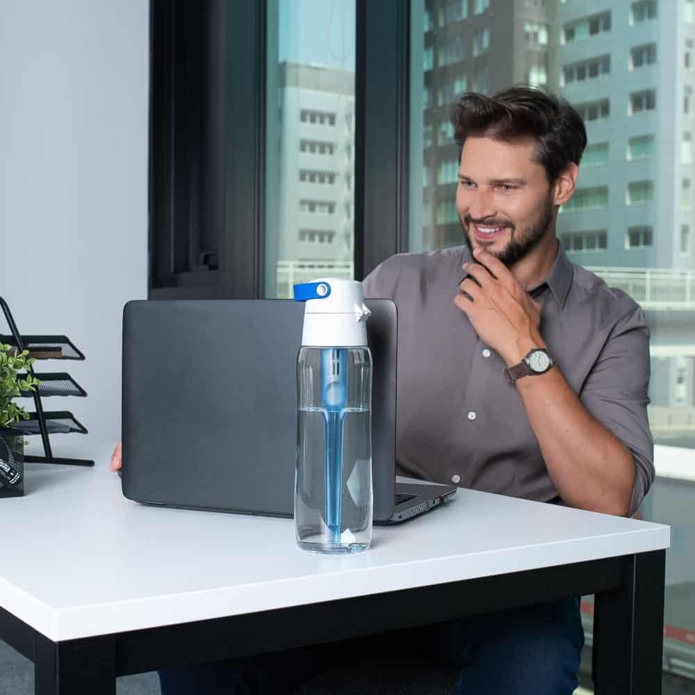 Alternative view of Филтрираща бутилка Dafi SOLID, синьо, 0,7 l