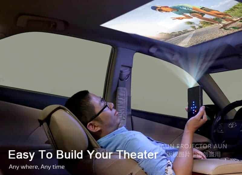 מיני מקרן בלוטות’ חכם לסמארטפון