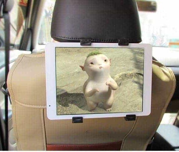 מעמד לתליית הטאבלט במושב האחורי ברכב - מתאים לכל סוגי הטאבלטים