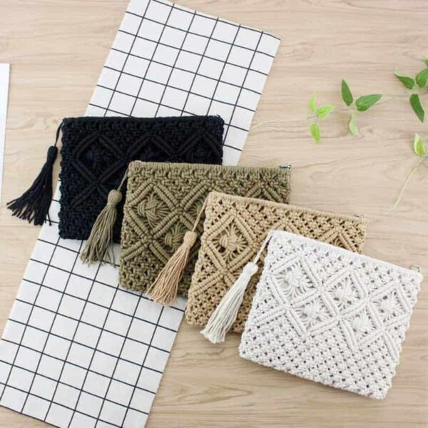 תיק קלאץ' סרוג ורך - למראה היפסטרי שיקי מודרני!