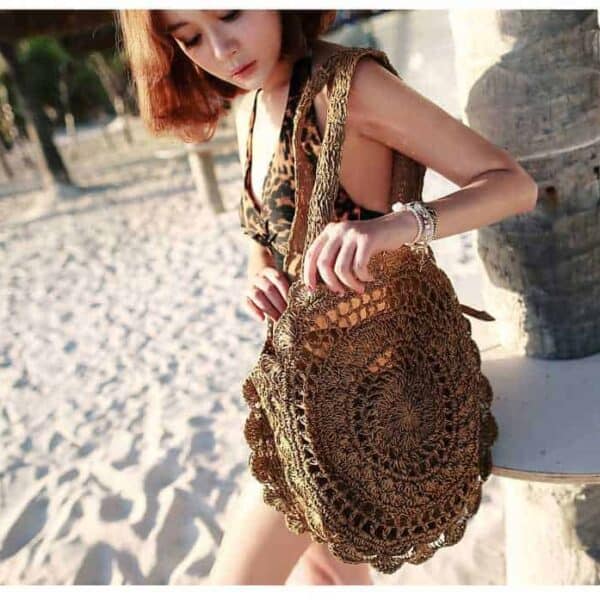 תיק צד גדול עשוי קש - מתאים ליציאה לים או סתם ליום יום!