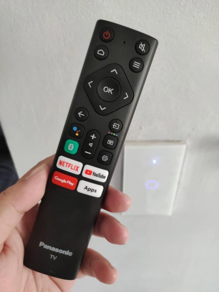 ⁦שלט קולי מקורי לטלוויזיה פנסוניק PANASONIC דגם : 06-PANSONIC⁩ – תמונה ⁦2⁩