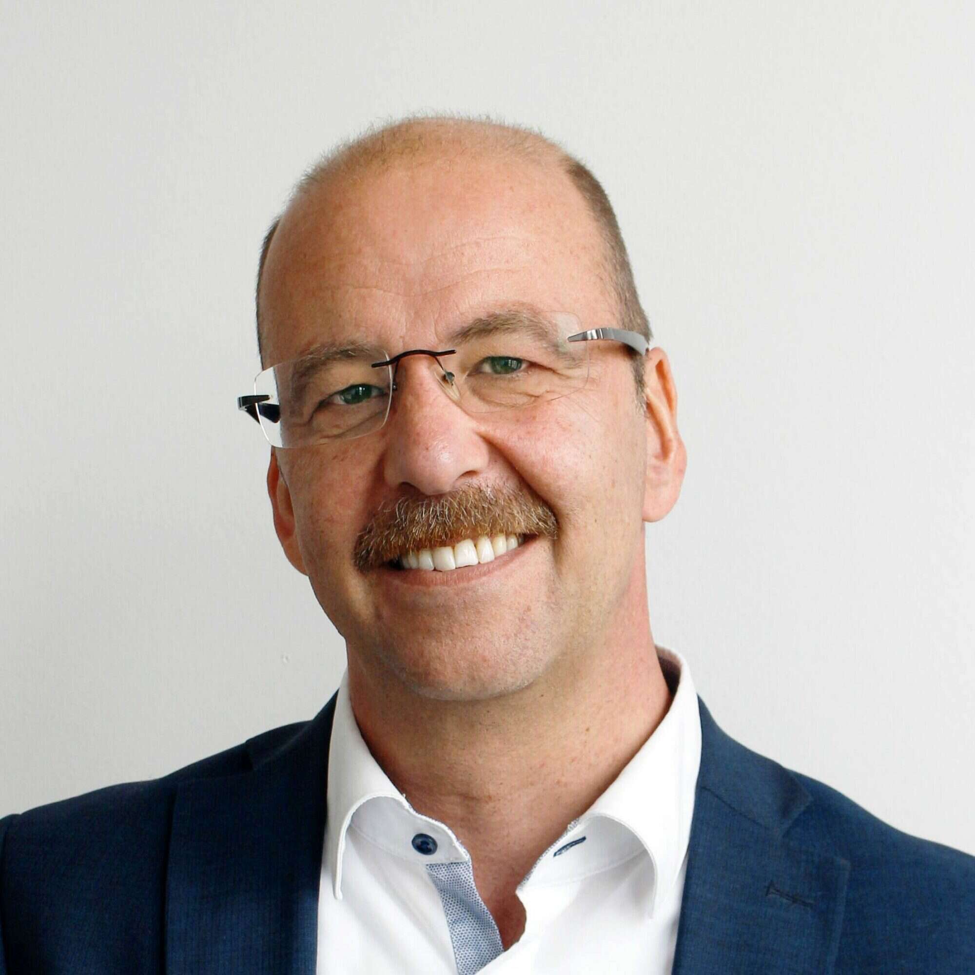 Alexander Groll