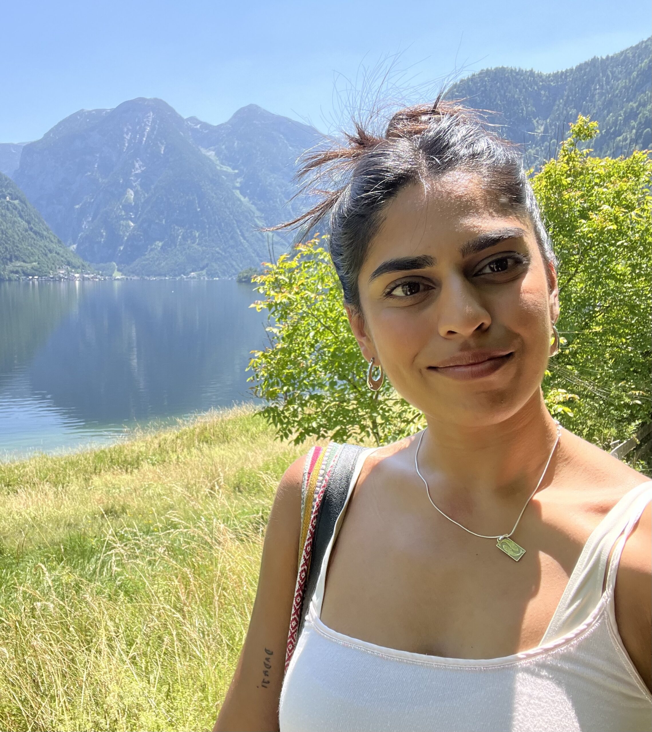 Amita Malik bio