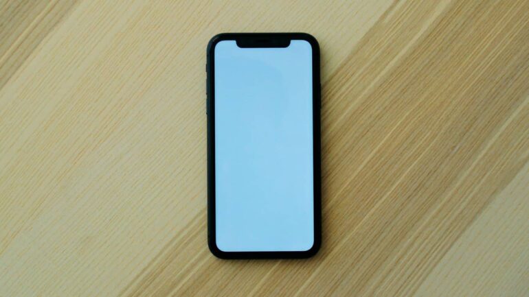 Vigilados a Traves del Movil