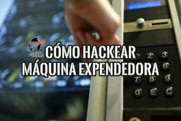 Una mano presiona un botón numérico en el panel de una máquina expendedora. El título superpuesto dice "CÓMO HACKEAR MÁQUINA EXPENDEDORA".