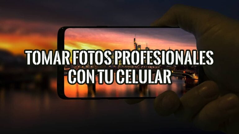 Persona aprendiendo a tomar fotos profesionales con su celular, capturando una impresionante vista urbana al atardecer.