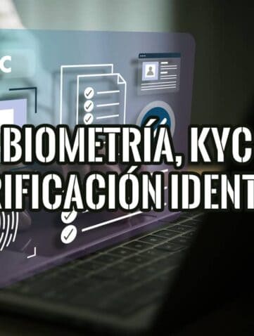 Laptop y manos escribiendo con overlay de biometría, KYC, huella dactilar y verificación de identidad