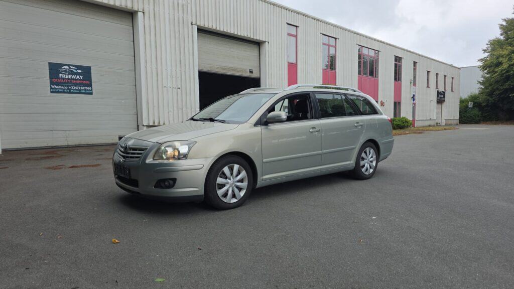 TOYOTA AVENSIS 1.8i VVT-i 16v Station Wagon (REF 171780)