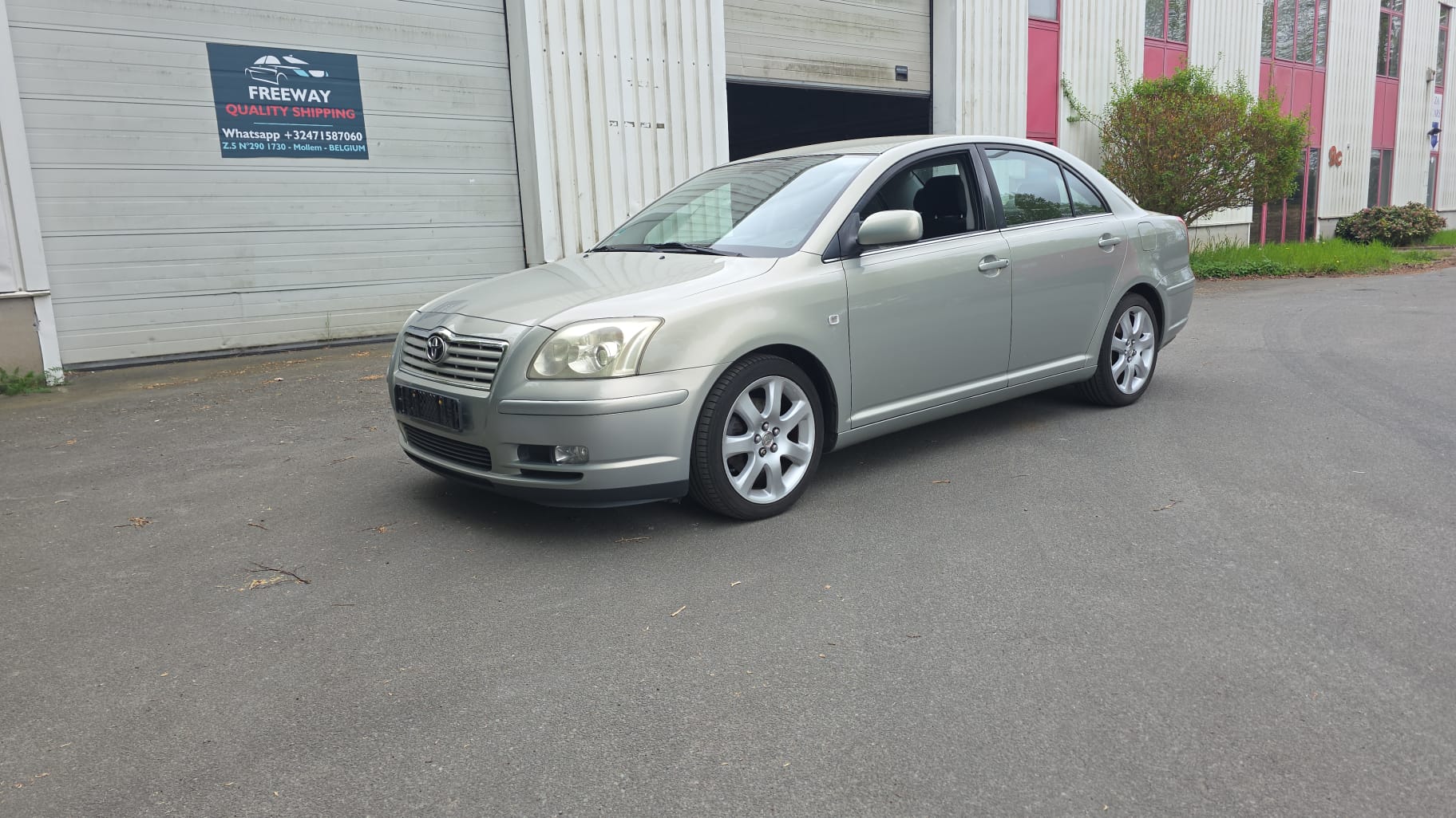 TOYOTA AVENSIS SEDAN 2.0 VVT-i 16V (REF041535)