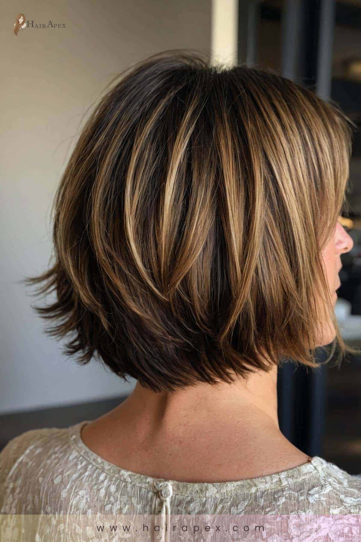 Medium Length Haircut 40 Year Old Woman 4