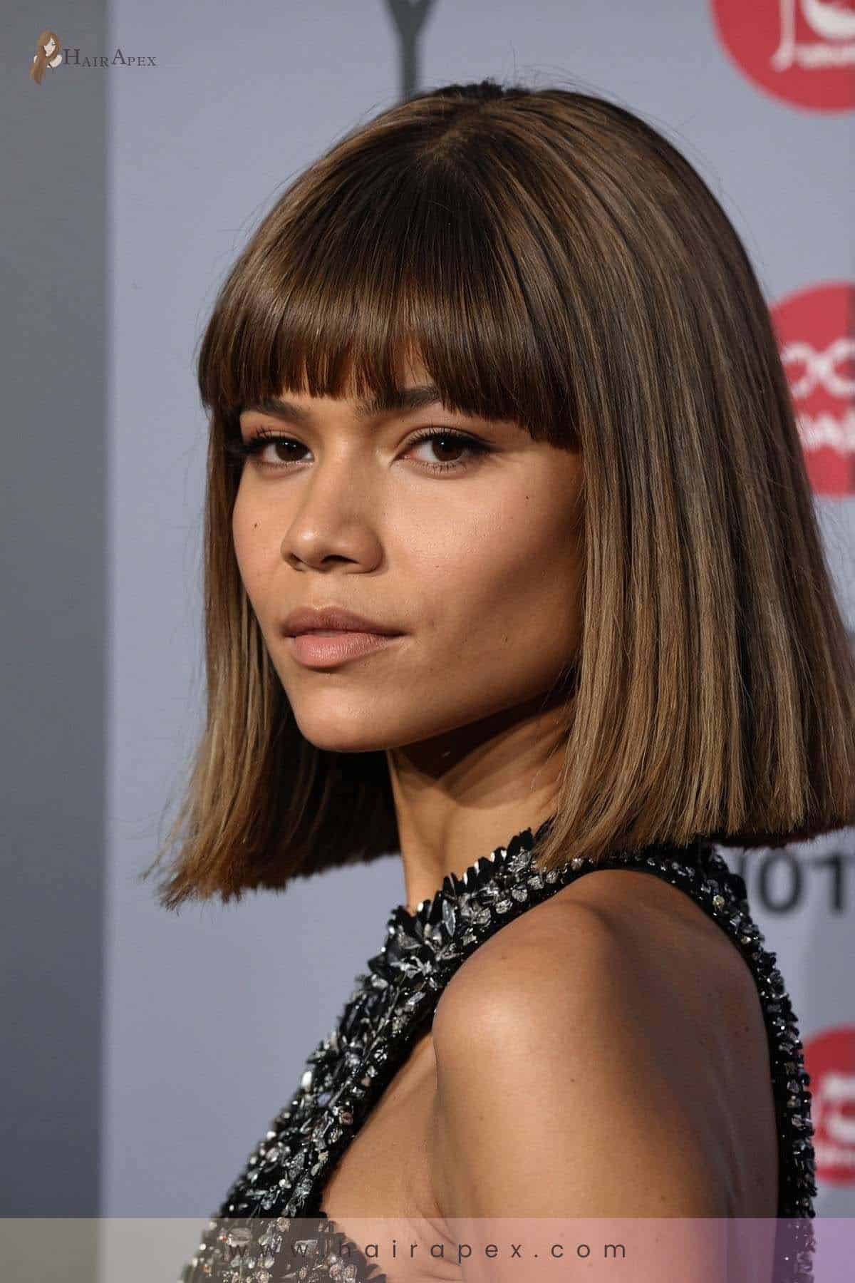 medium length haircut zendaya 3