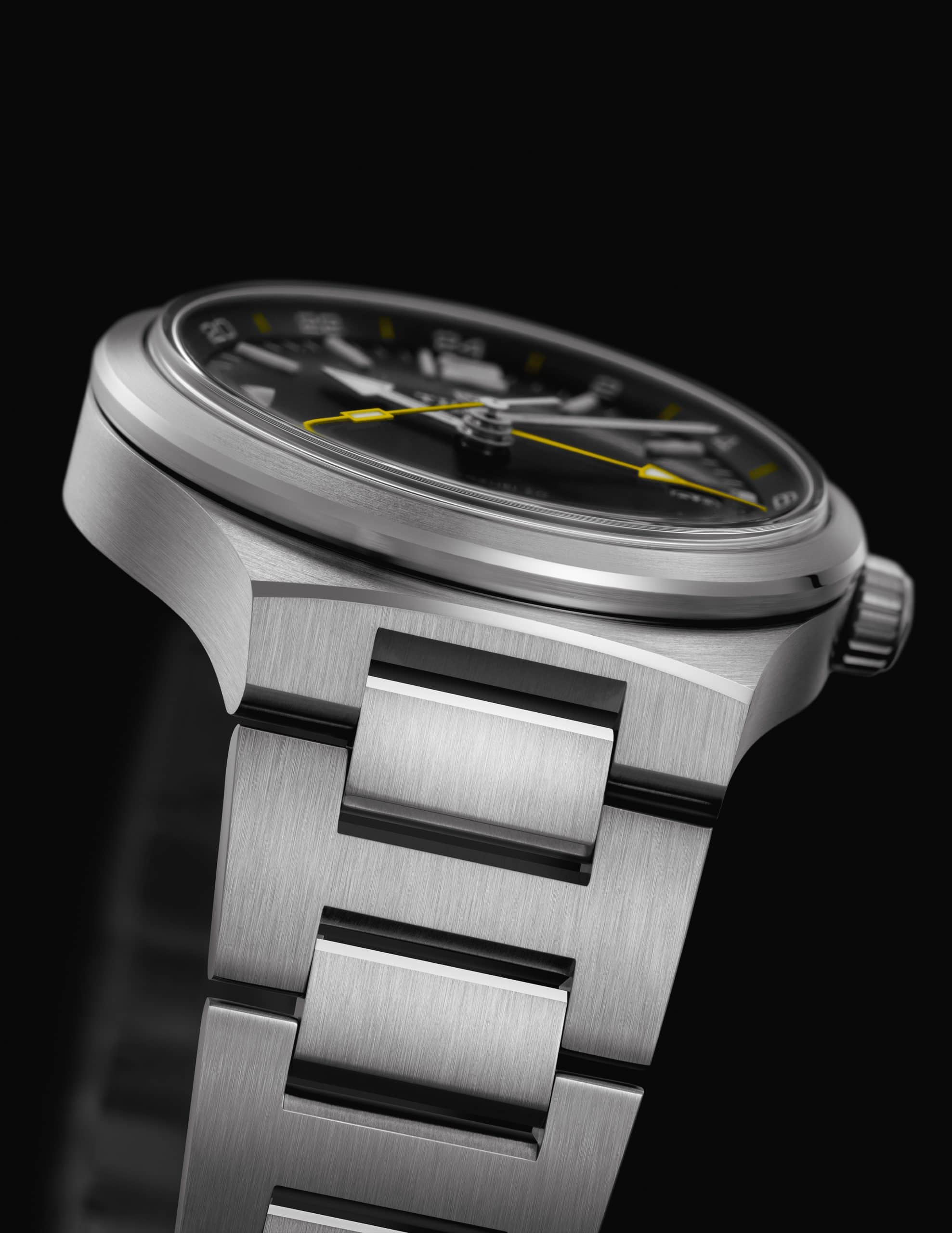 Tudor Brings Back the Northflag, Now With a GMT & Master Chronometer Certification