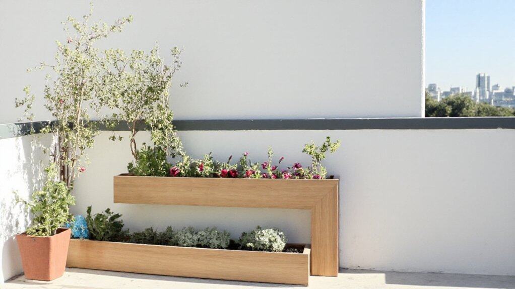 dynamic tiered rooftop displays