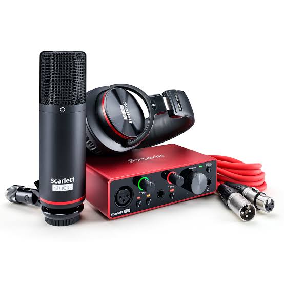 ⁦Focusrite Scarlett Solo Studio Pack 3rd Gen‏⁩ - الصورة ⁦1⁩