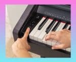 ⁦Piano Roland RP30 88-Key Digital Piano (Rosewo)⁩ - الصورة ⁦2⁩