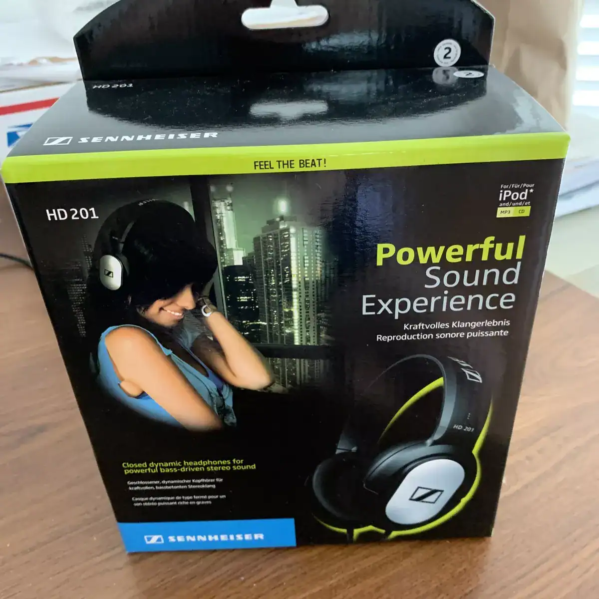 ⁦هيدفون سينهايزر اتش دى 201 Sennheiser HD 201 Closed-Balck⁩ - الصورة ⁦1⁩