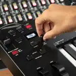 ⁦M-Audio Oxygen Pro 25⁩ - الصورة ⁦9⁩