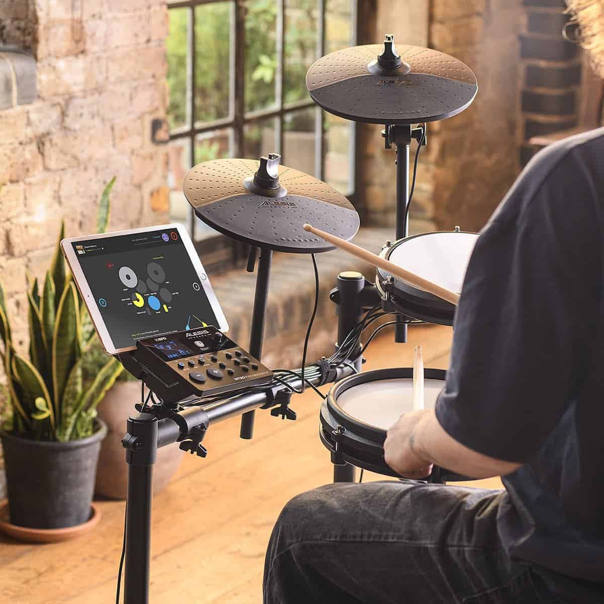 ⁦Alesis Nitro Max Kit🥁⁩ - الصورة ⁦2⁩