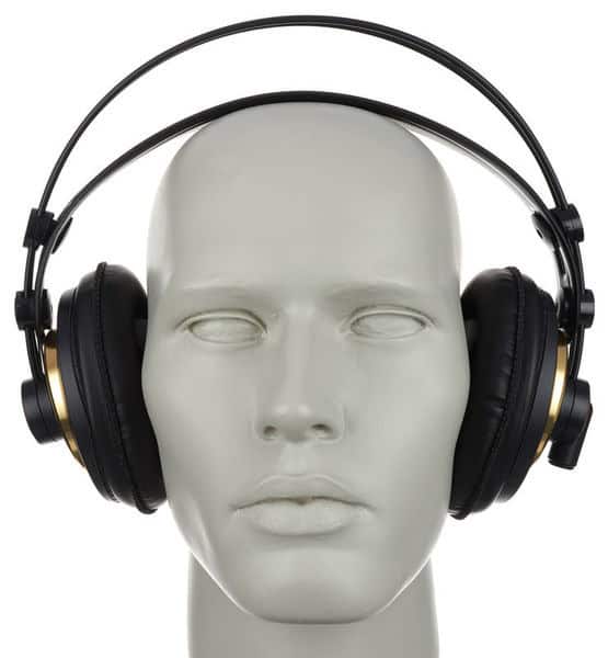 ⁦AKG K240 Semi-open Pro Studio HeadphoneAKG K240 Semi-open Pro Studio Headphone⁩ - الصورة ⁦2⁩