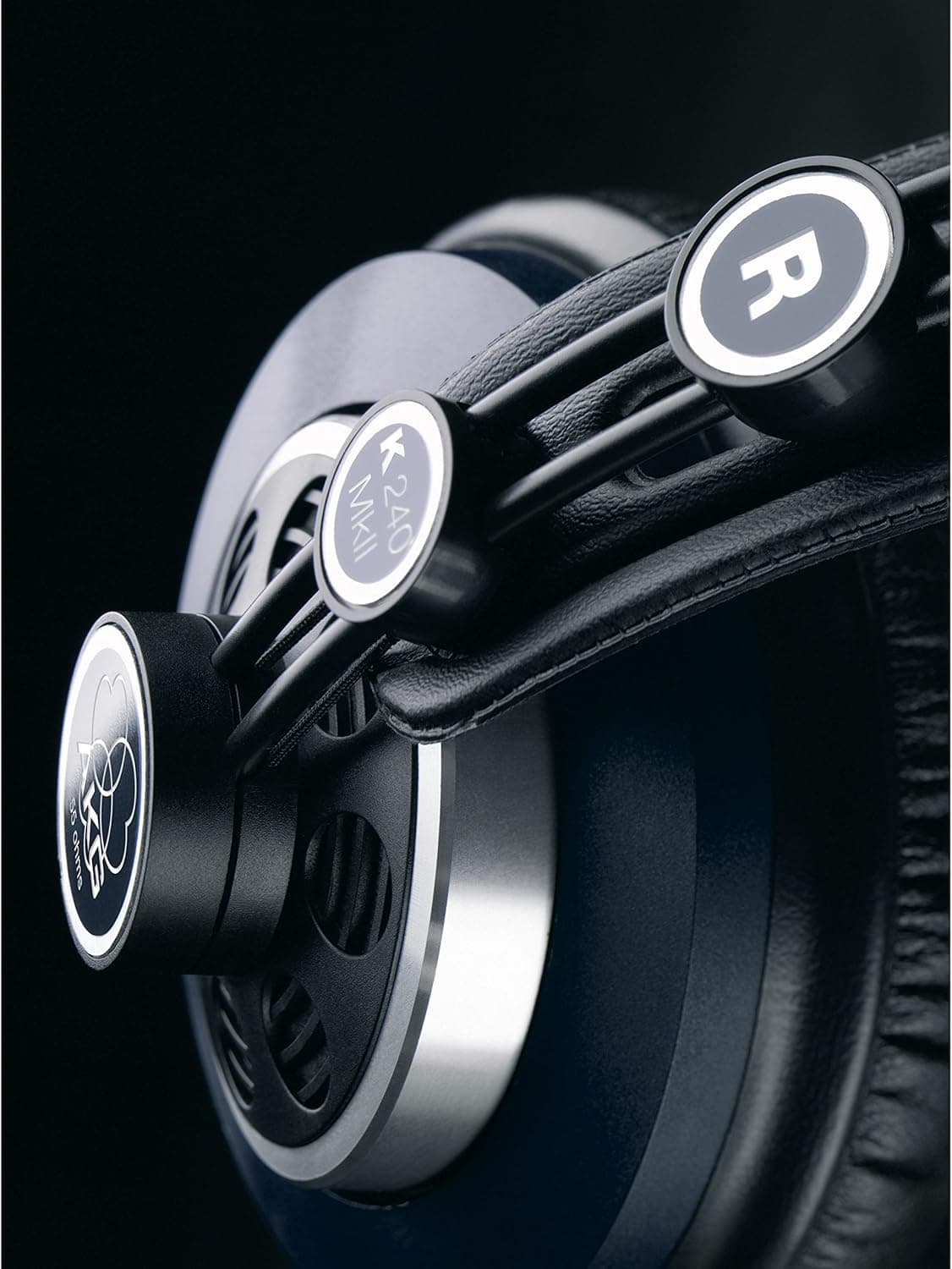 ⁦AKG K240 MKII – سماعات استوديو احترافية مع صوت دقيق وأداء ممتاز!⁩ - الصورة ⁦3⁩