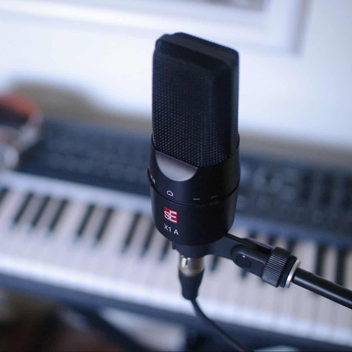 ⁦🎙️ sE Electronics X1 A Studio Condenser Microphone⁩ - الصورة ⁦4⁩
