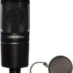 مجموعة ميكروفون ستوديو مكثف بنمط قطبي من اوديو تيكنيكا AT2020 مع فلتر بوب، XLR، أسود