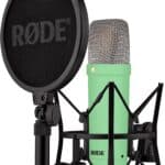 RØDE NT1 Signature Green مايكروفون استوديو كلاسيكي بتقنية حديثة