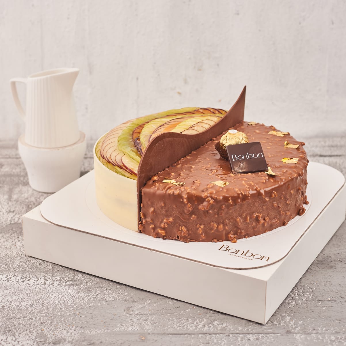 WhatsApp Image 2024-11-28 at 5.34.44 PM تورتة (24) روشيه وفاكهه - الصورة 1