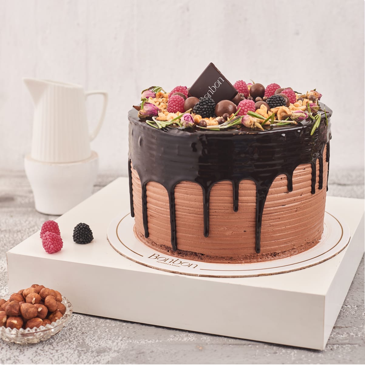 WhatsApp Image 2024-11-28 at 5.37.22 PM تورتة فونتانا شوكلت - الصورة 1