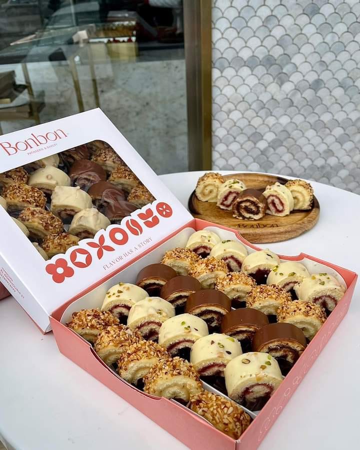 WhatsApp Image 2025-01-23 at 1.50.04 PM (1) بوكس مينى سويسرول (25قطعه) - الصورة 1