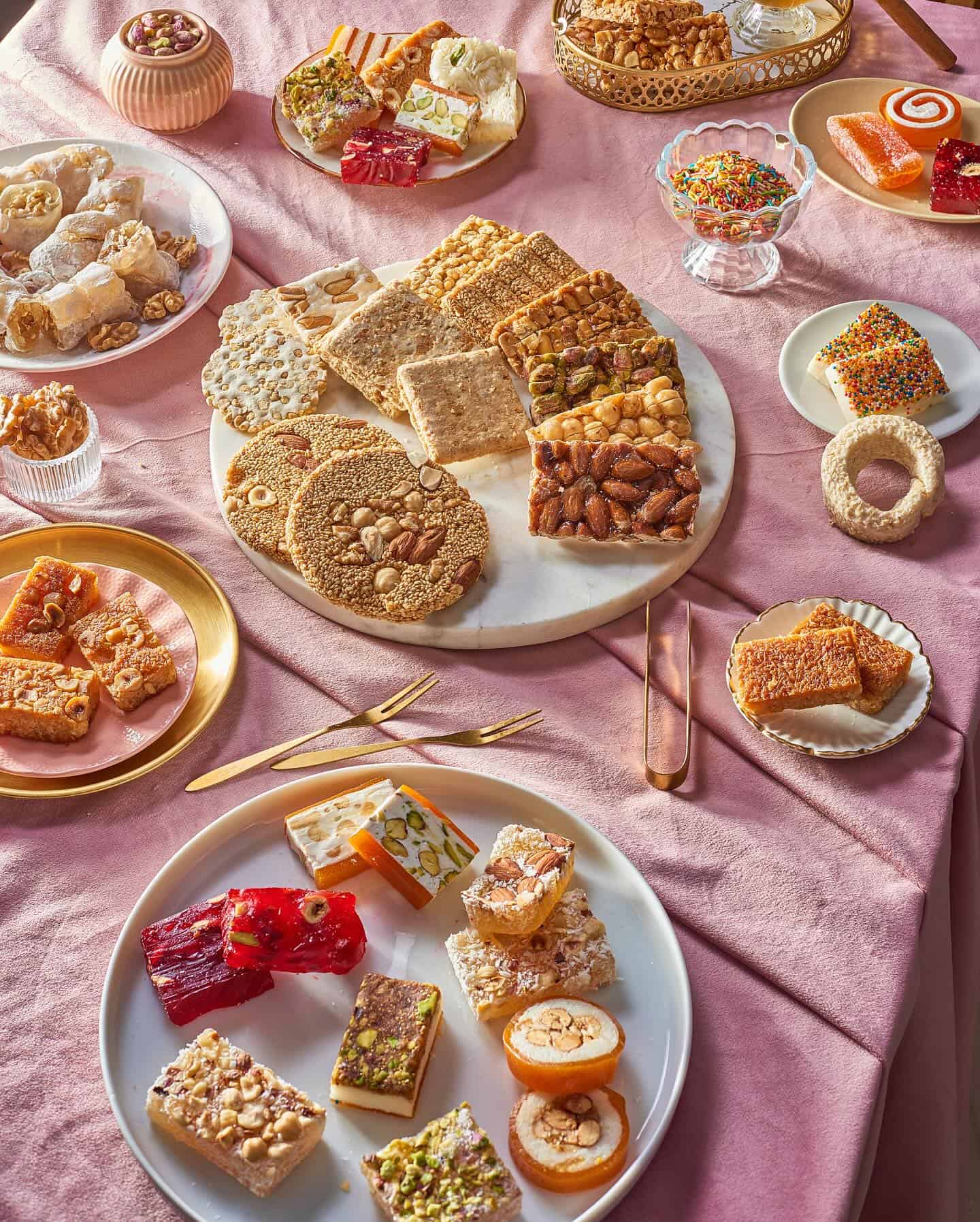 حلاوة المولد 3 ملبن عين جمل بالكيلو (حلوى المولد ) - الصورة 1