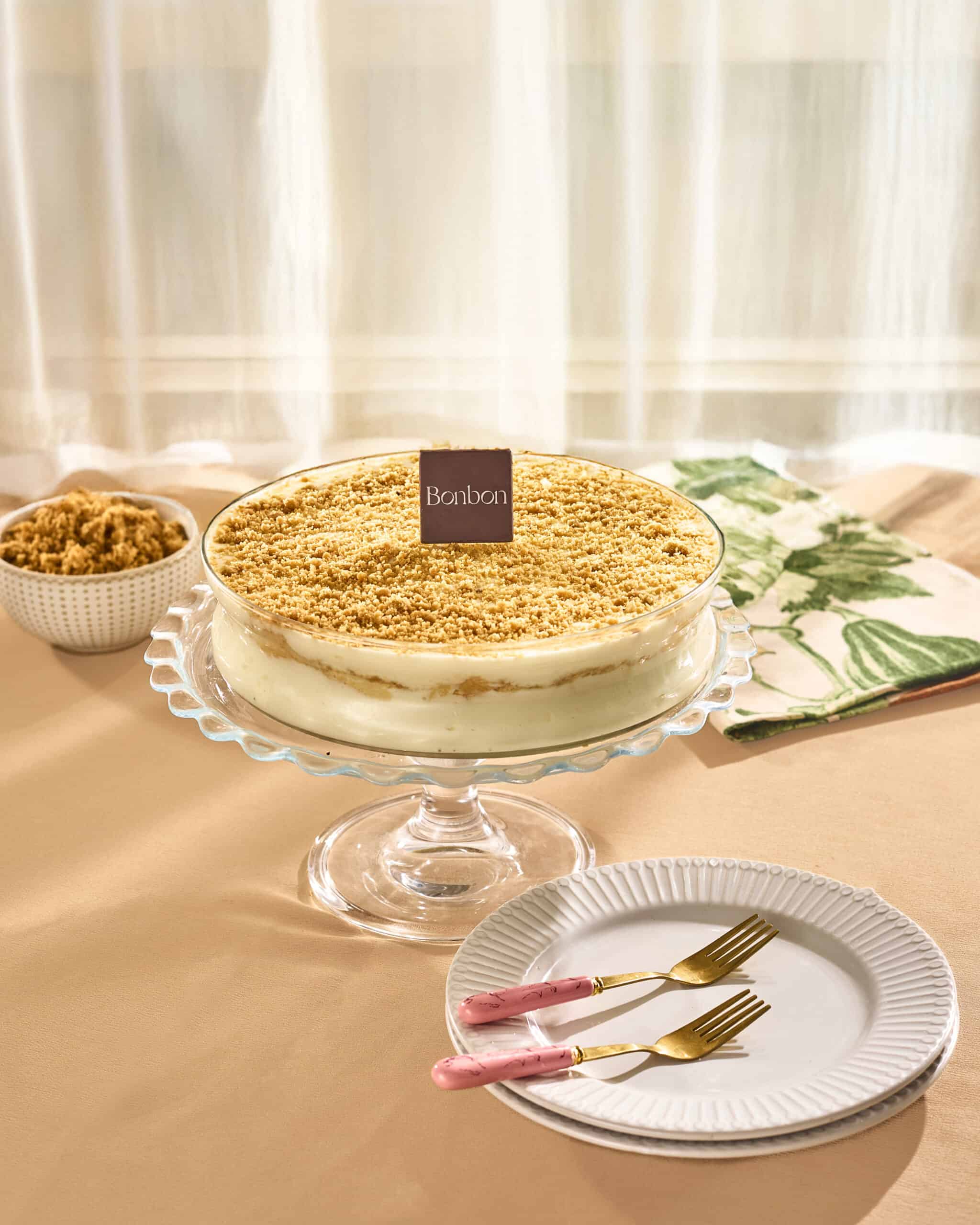 بولة كرامبل موز بودينج موز بقطع البسبوسة - الصورة 1