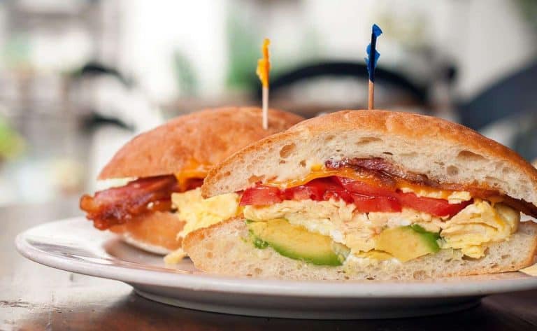 A sandwich cut in half on a plate