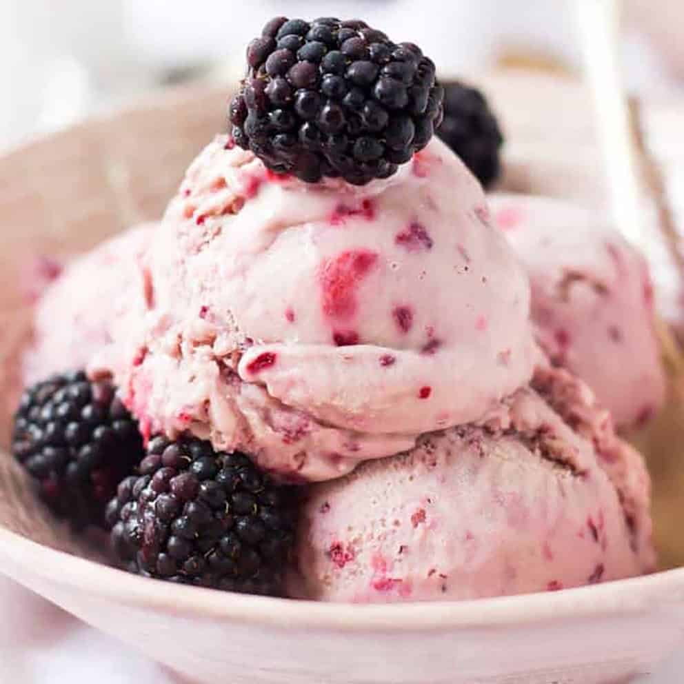 wickedspatula-roasted-blackberry-ice-cream-3 ايس كريم توت - الصورة 1