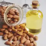 زيت لوز حلو