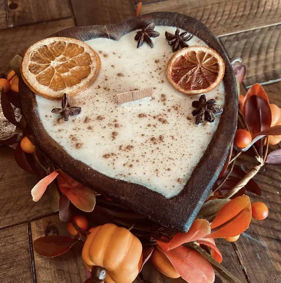 ⁦بوت قلب خشب بني⁩ - الصورة ⁦1⁩