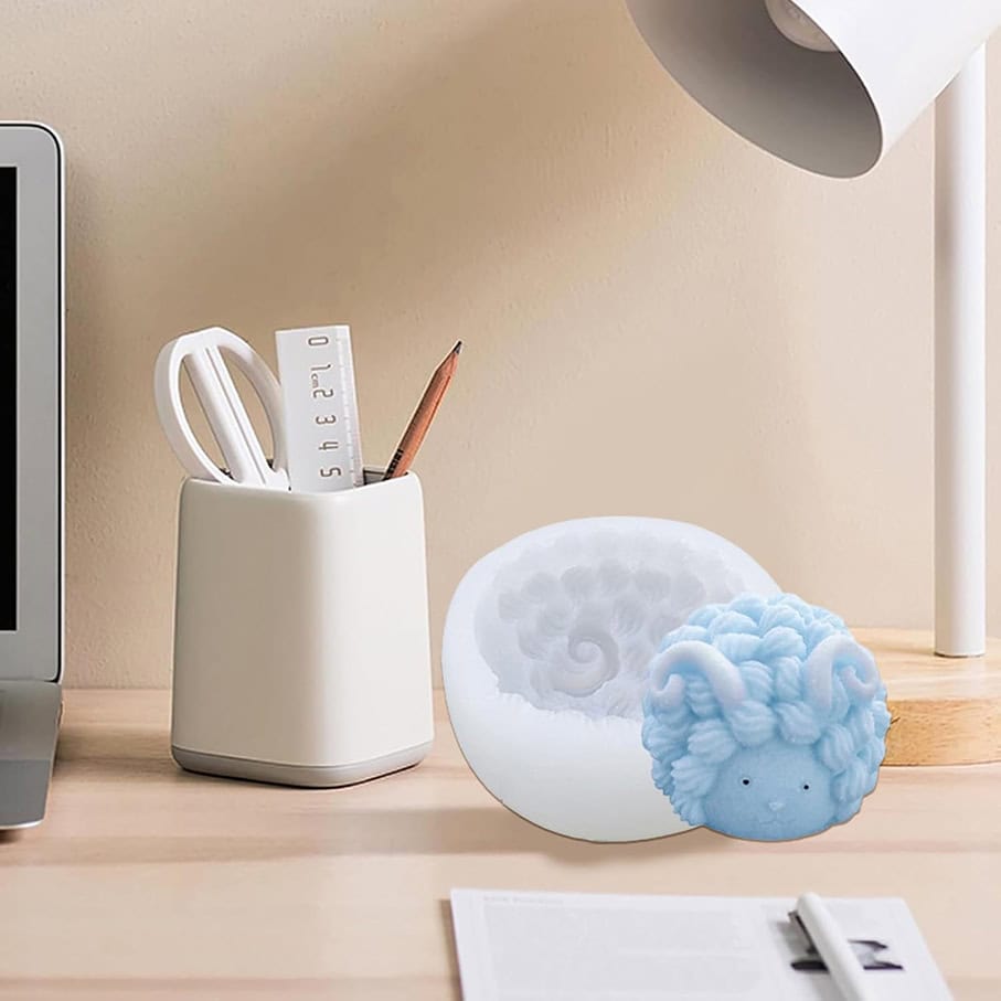 ⁦خروف بقرون كيوت⁩ - الصورة ⁦2⁩