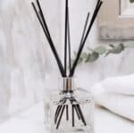 ⁦فواحه اعواد ( ديفيوزر ) مربعه شفافه 100 مل⁩ - الصورة ⁦4⁩