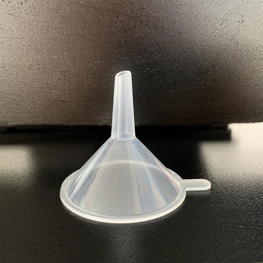 H8f2c904055f949f7ade7ca7eb14c3e0a7.jpg copy قمع بلاستيك - الصورة 1