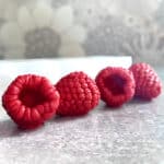 قالب توت احمر منقوش ٦ قطعه