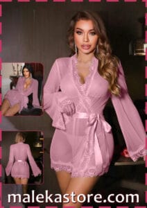 7900 lingerie rob 3pcs pinkاكتشفي روعة الأناقة مع طقم لانجري روب 3 قطع باللون الوردي الجذاب. تصميم يجمع بين الدلال والراحة، متوفر الآن حصرياً في متجر ملكة. تسوقي إطلالتك المميزة اليوم!